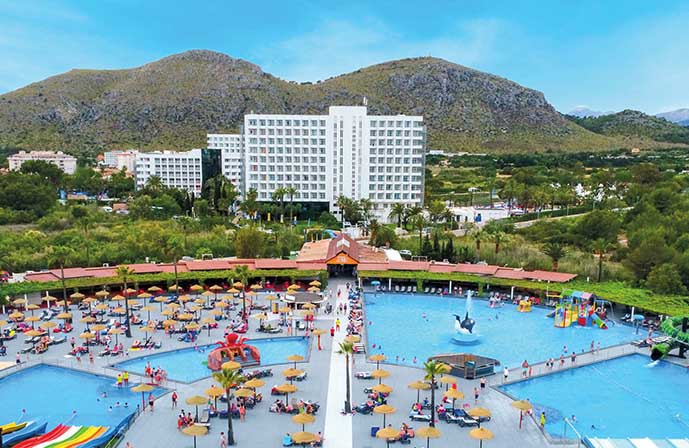 //www.jet2holidays.com/-/media/assets/product images - custom overview groups/pmi/pmi117clubmacalcudiaresortwaterpark032102.jpg